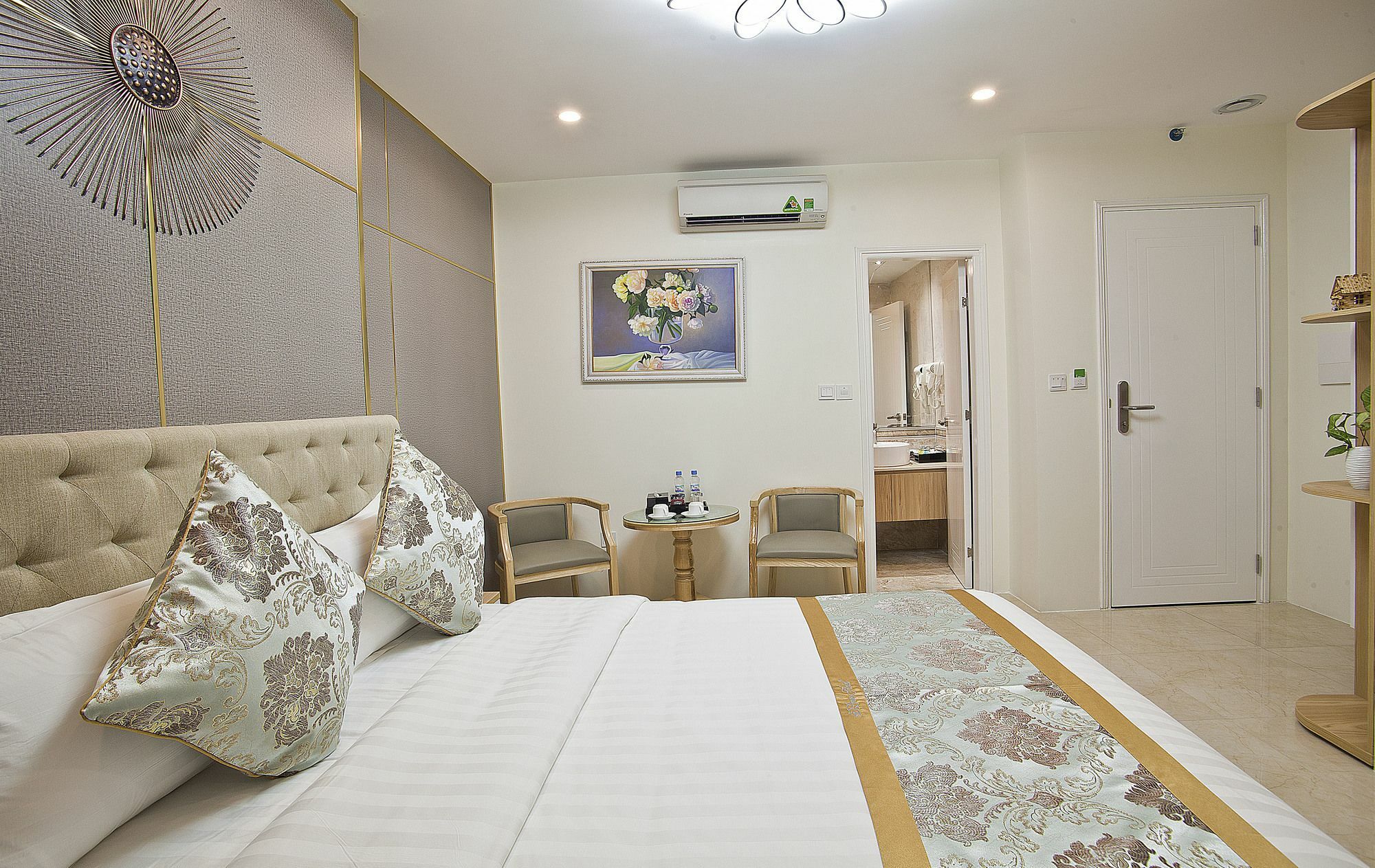 Dlmos Hanoi Hotel Екстериор снимка